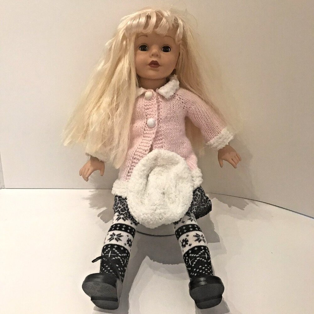 Madame Alexander Blonde Hair Blue Sleepy Eyes 2014 Style 51555